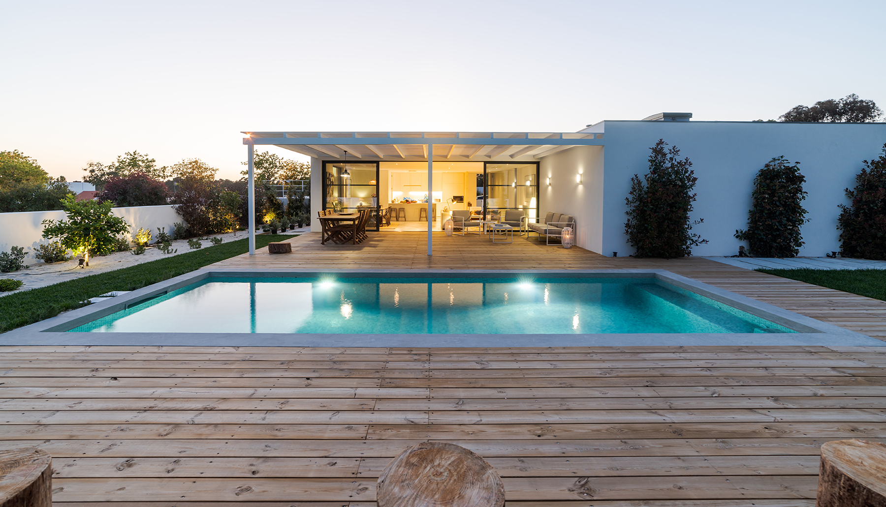 High End Swimming Pool Company